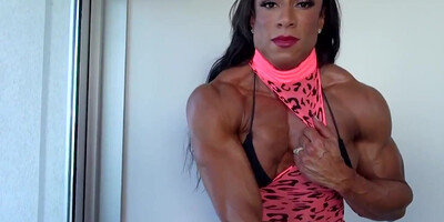 Beefy brown-haired, Sony luvs to stance in front of the camera, because it makes her perceive superb