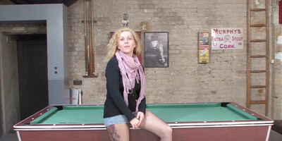 Mature Seduce To Fuck For Cash At Street Casting German