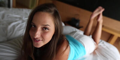 Amirah Adara - Amateur Selfies Lead To Wild Ride In Hotel Room 720p