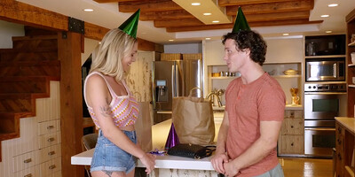 Katie Hunt (gabbie) Gives It To Her Brothers Friend - Gabbie Carter