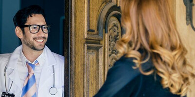 Third Wheel: The Insemination Of Elizabeth - A Siri Dahl Story