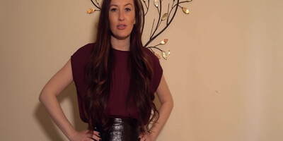 Sophia Smith In Desperate To Sell