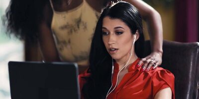 Big tits ebony licks her gfs pussy during a conference call