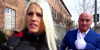 Fake tits whore Blanche Bradburry and car sex