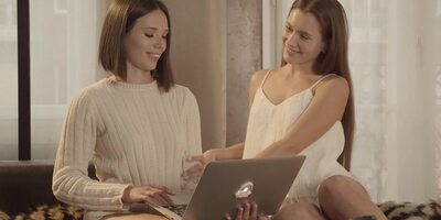 Sweet Eve Sweet and Mary Rock kiss and lick pussies