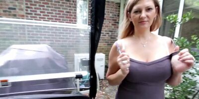 Mommy borrows the Car