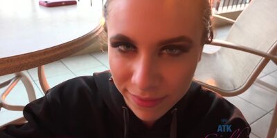 Anya Olsen In 15 - 4k