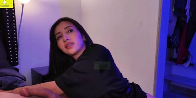 A gorgeous morning blowjob from my stepsister