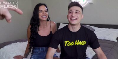 Cumshot - Bounty Hunter Desiree Tries To Suck Everyone Off!