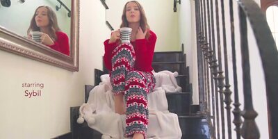 Teen gal takes her pajamas off and plays with her pussy