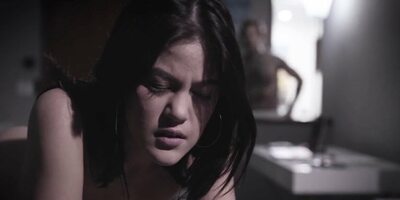 Anal Virgin Sister Takes Stepbrother's Cock Inside - Kendra Spade