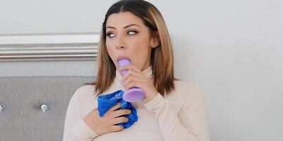 Curvy Latina MILF drags ex-girlfriend into one last encounter