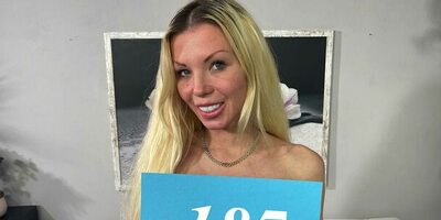 Sexy blonde teaser came to casting