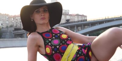 Jeny Smith In Yellow Heels Public Naked Shootings