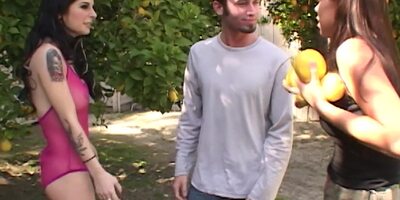 Outdoor blowjob and anal sex with Joanna Angel