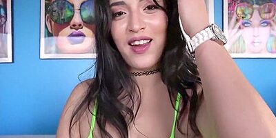 The Key To A Happy Marriage - Gabriela Lopez