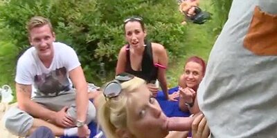 Check Out Group Of Teens Having Hot Fun At The Nature At Picnic