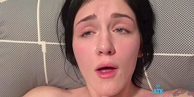 Rosalyn Sphinx In 18 - 4k