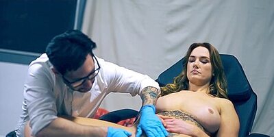 Sketchy Insemination Doctor Decides To Impregnate Siri Dahl Himself