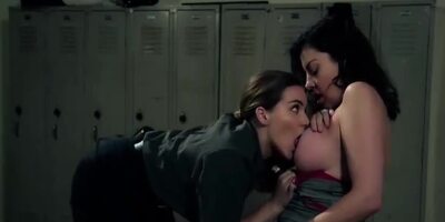 Le Blog De Fear Factor.momo-chaan With Riley Nixon, Stella Cox And Gia Paige