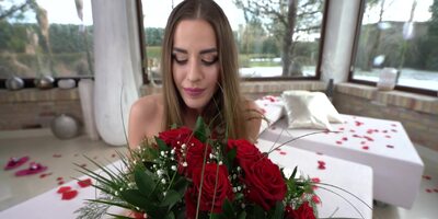 Eveline Dellai In Valentines Day Anal