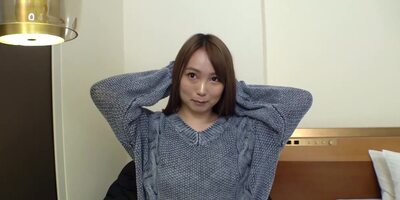 OLが肉棒依存症のド変態車内でねっとりフェラしてベッドで絶叫アクメ
