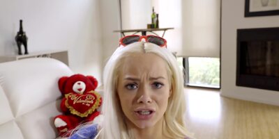 Elsa Jean - Valentine Fuck