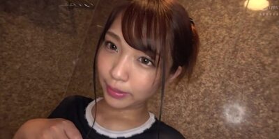 超絶むっつりスケベハメ撮りデートでおじさんチ●ポでイキ狂う