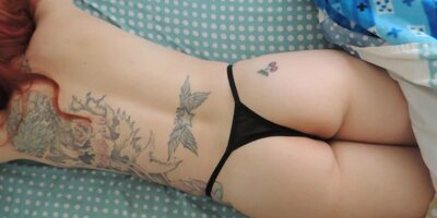 Lulipxp has multiple orgasms with a vibrator on her asshole