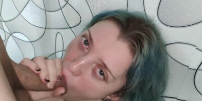 Schoolgirl Cutie Gives Slobbery Deepthroat Blowjob