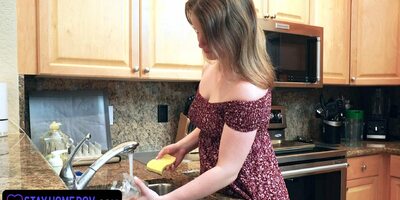 Eliza Eves Needs To Stay Over At My House