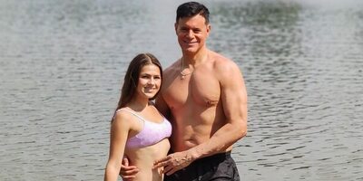 Ass Eating Cutie Gets A Deep Creampie