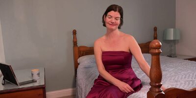 Mature mom with hairy thirsty vagina