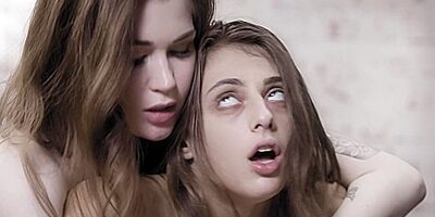 Gia Derza, Evelyn Claire - Just Let Me Help You!!