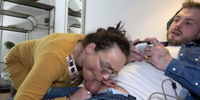 Time to fuck mature mom