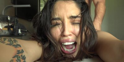 Vanessa Sky In Gets Some Anal