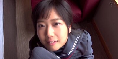 童顔むっつりの美少女が責めまくる杭打ち騎乗位で悶絶SEXｗ