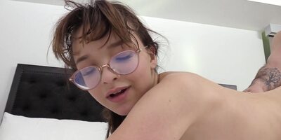 ExCoGi - Honey Hayes