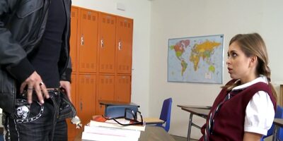 Cute schoolgirl Riley Reid gets fucked in class