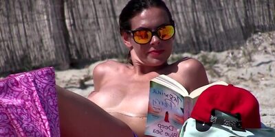 Amateur chicks show tits for the voyeur camera