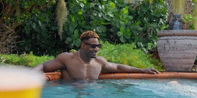 Mature Seka Black wants new sensations