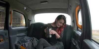 Slut agrees to pay for taxi cleaning with her cunt
