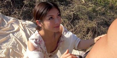 Hitchhaking ends with a blowjob