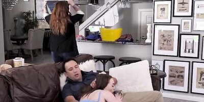 Curvy Teen Slut Samantha Reigns In Yoga Pants Sucks Cock