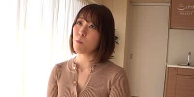 女子アナ似の激カワ奥様が禁断絶頂しちゃうデビューSEXｗ