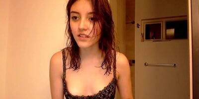 Sexy Colombian Slut Knows That Her Innocent Teen Body Makes You Horny