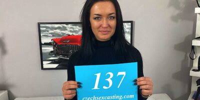 Mad Bundy & Sofia The Bum in Exquisite Brunette Darling Shagged - Porncz