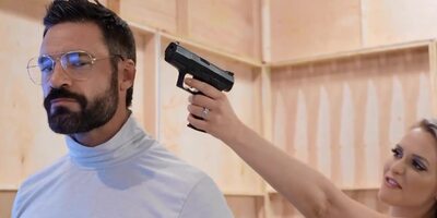 Man wanted to save the hostage but in fact she needed anal sex