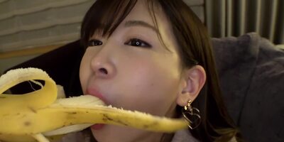 マシュマロおっぱいのパイパンギャルが激突きされて悶絶SEXしちゃうｗ