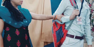 Teacher ne studen ko sex ke bare me nhi bataya student ne khud teacher ke sath sex kiya